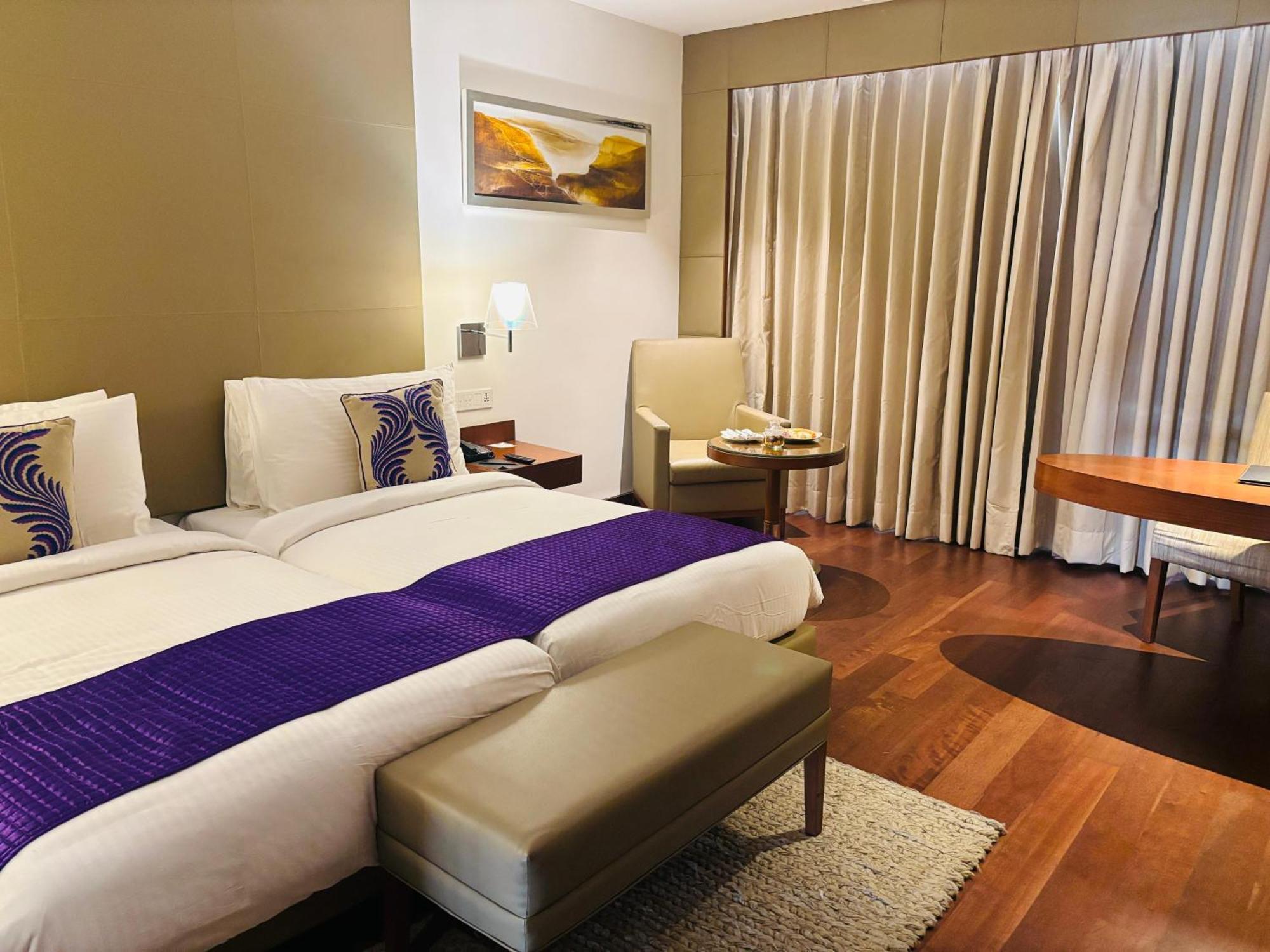 The Anya Hotel-Golf Course Road Gurgaon Bagian luar foto