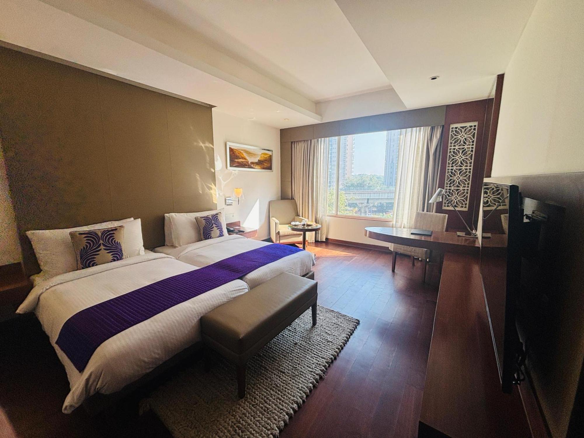 The Anya Hotel-Golf Course Road Gurgaon Bagian luar foto