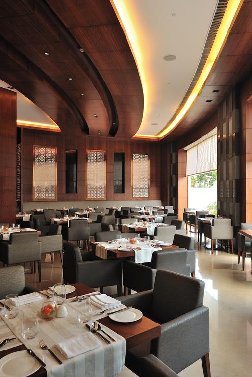 The Anya Hotel-Golf Course Road Gurgaon Bagian luar foto