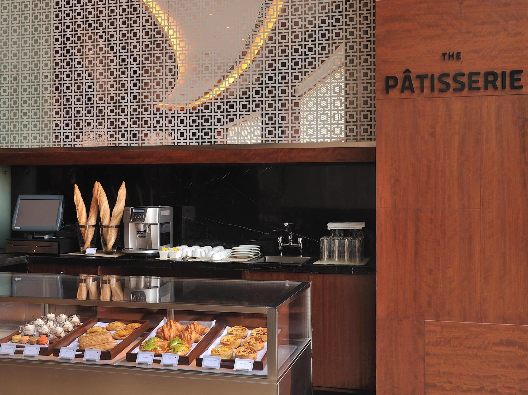 The Anya Hotel-Golf Course Road Gurgaon Bagian luar foto
